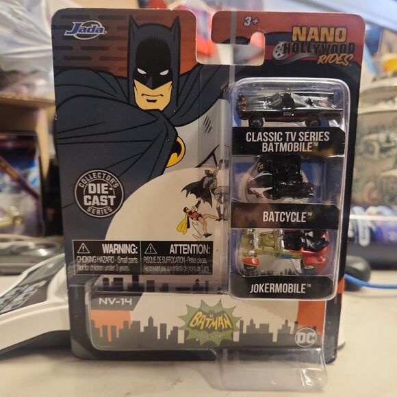 Jada Toys Other - NEW Jada 31988 Batman 1966 TV Series 3-PK Nano Hollywood Rides Micro Machines